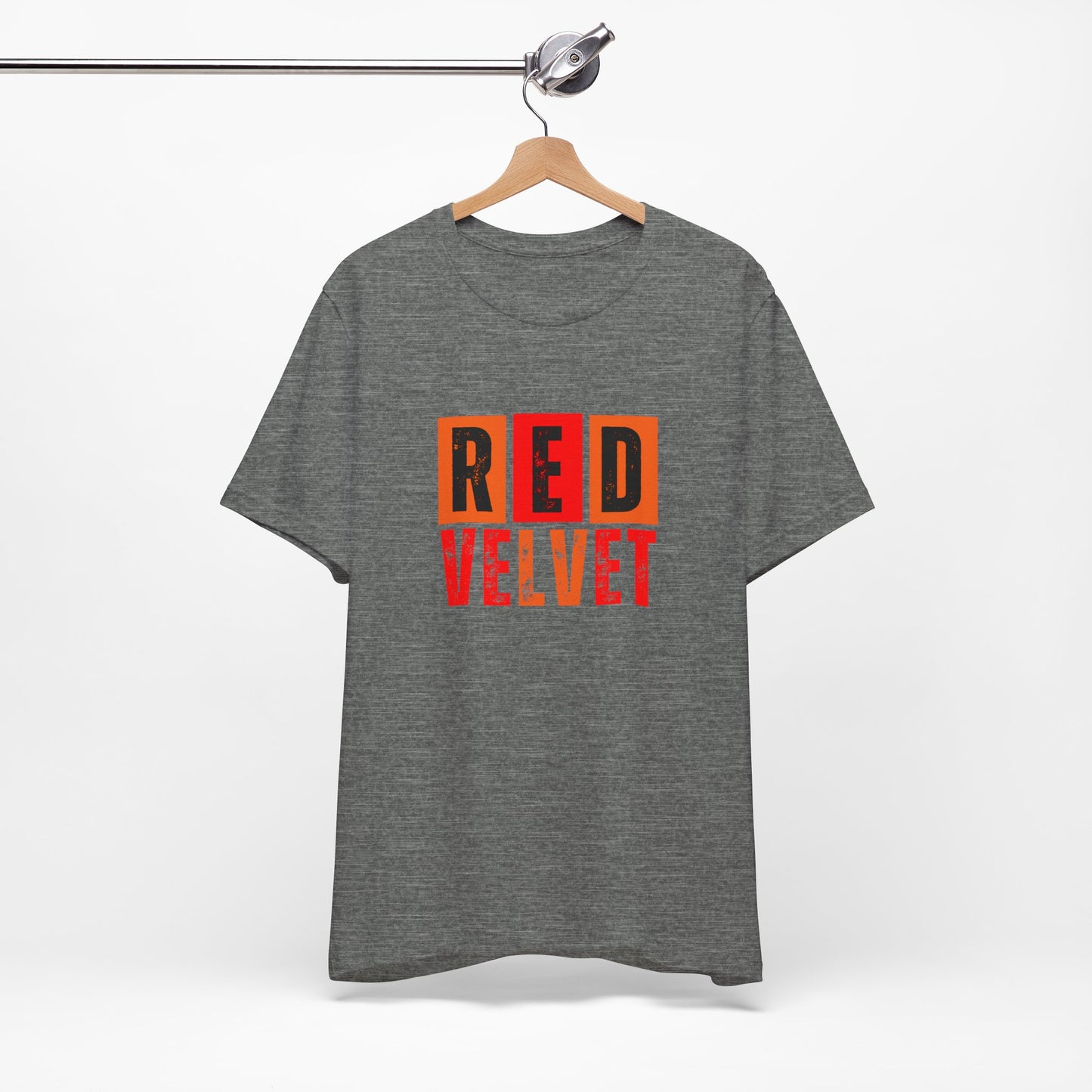 Red Velvet T-Shirt - Unisex Jersey Tee, Music Lover Gift, Concert Apparel, Casual Wear, Cute Graphic Tee, Gift for Her