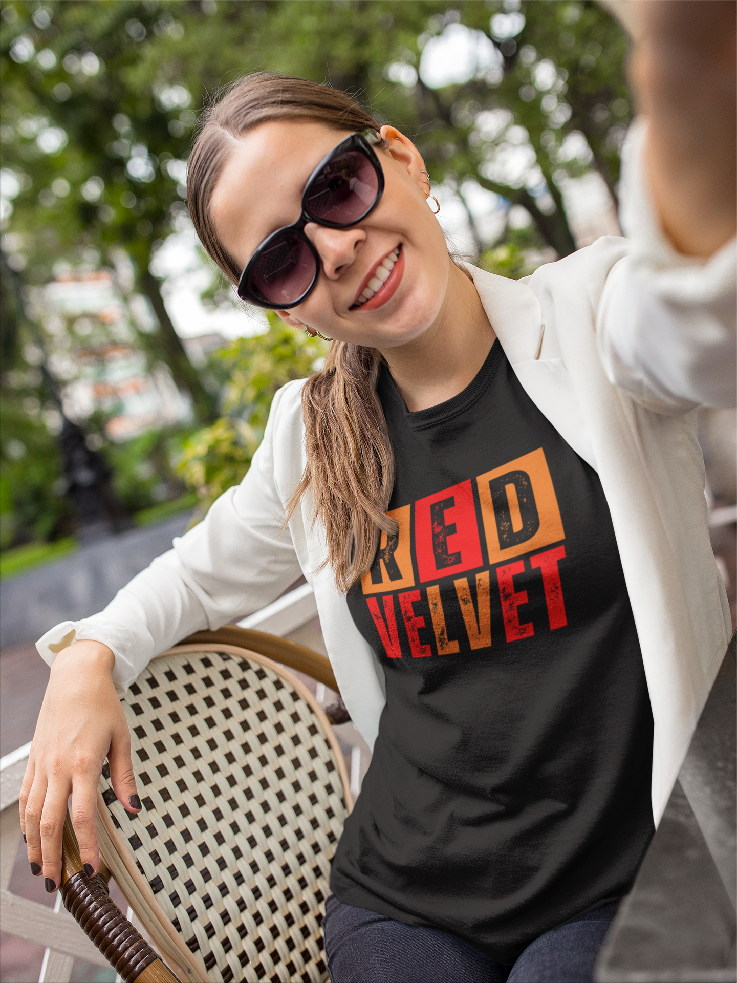 Red Velvet T-Shirt - Unisex Jersey Tee, Music Lover Gift, Concert Apparel, Casual Wear, Cute Graphic Tee, Gift for Her
